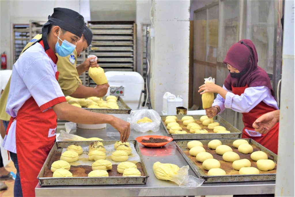 rotte factory indonesia (4)