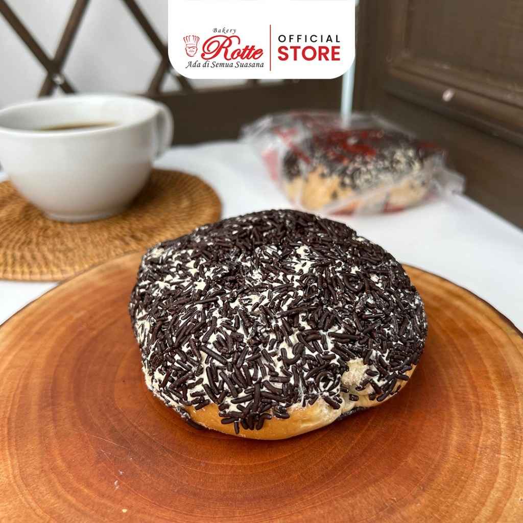 Roti Coklat Spesial Satuan Rasa Coklat Meses Asli Pekanbaru Rotte Bakery Ukuran 50 Gram